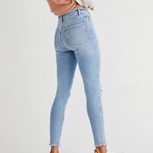 Free People We The Free Raw Hem High Rise Light Wash Jeans Sz 27 - Picture 1 of 10